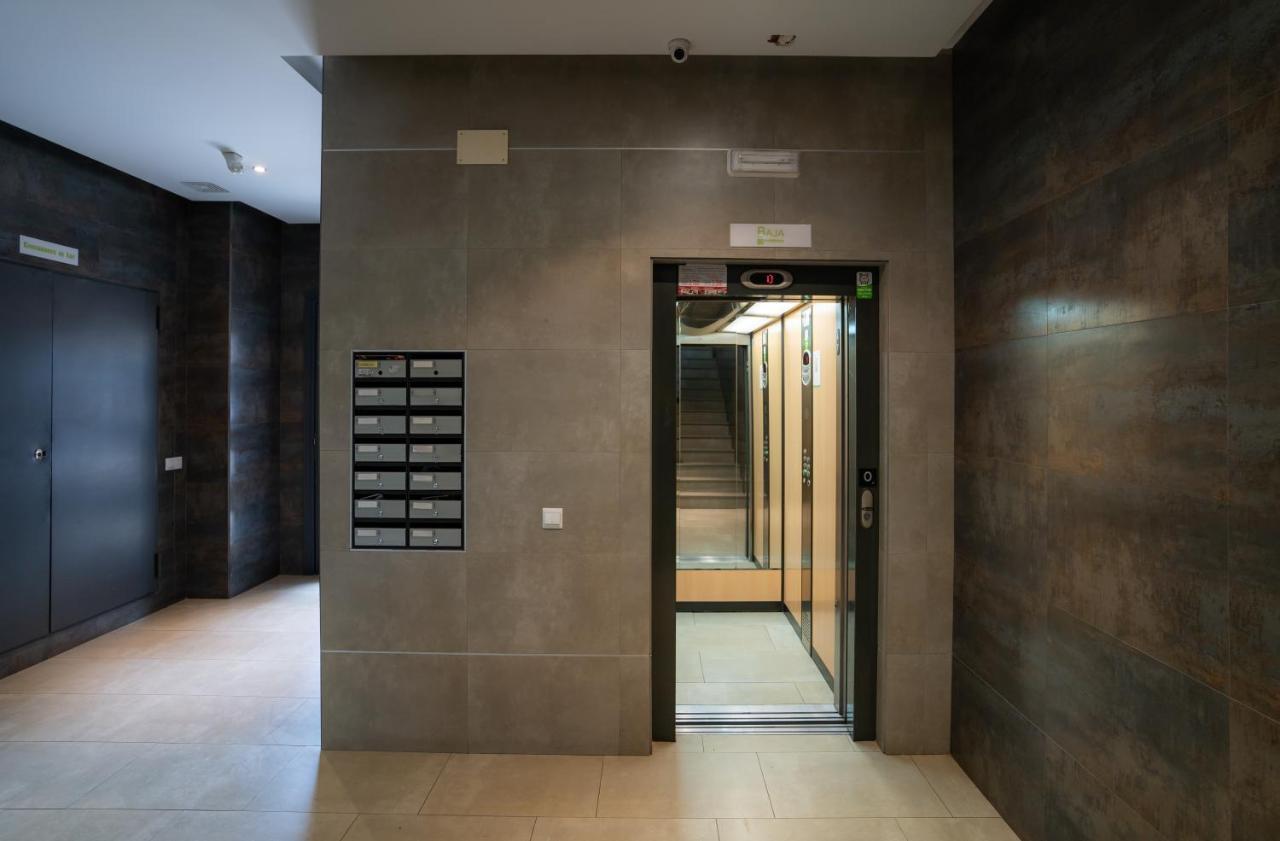 Enjoyme Apartment Malaga Exterior photo